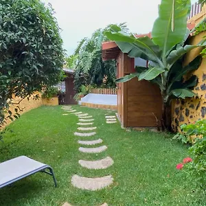 https://casa-rural-la-ganania.tenerifehoteles.net